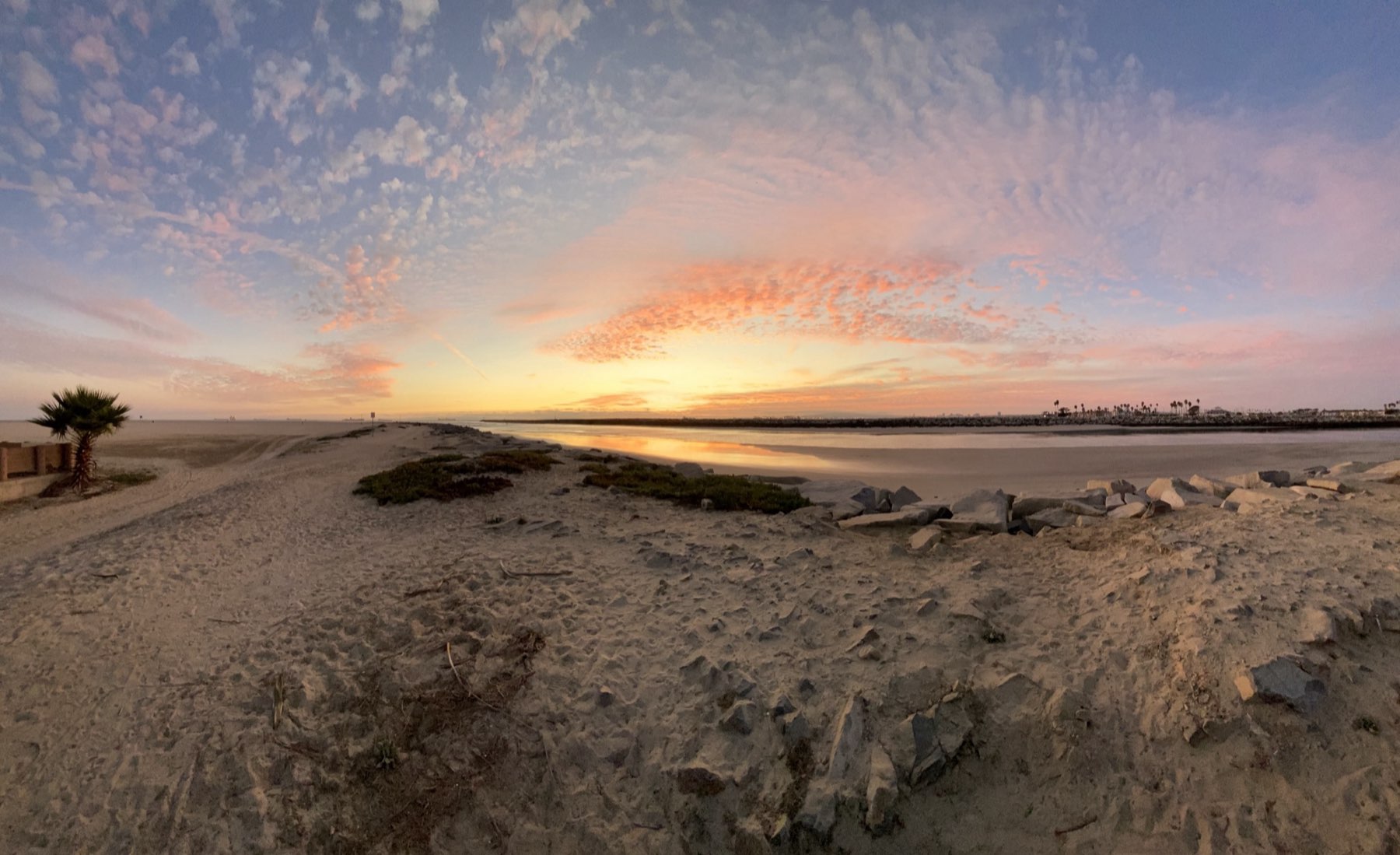 Seal Beach sunset on the Pacific, primary studio